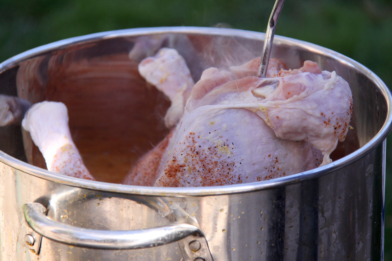 Illustration for article titled It's not my family's Thanksgiving if we don't destroy a turkey